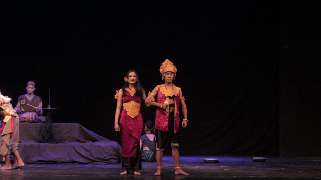 IMG 20191016 WA0025 | Catatan Pasca Pertunjukan "Sarah Wulan" Teater Air SMA N 3 Tuban.