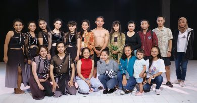 Foto Bersama | Apakah Penari Bahagia? : Catatan untuk Paradance ke-27
