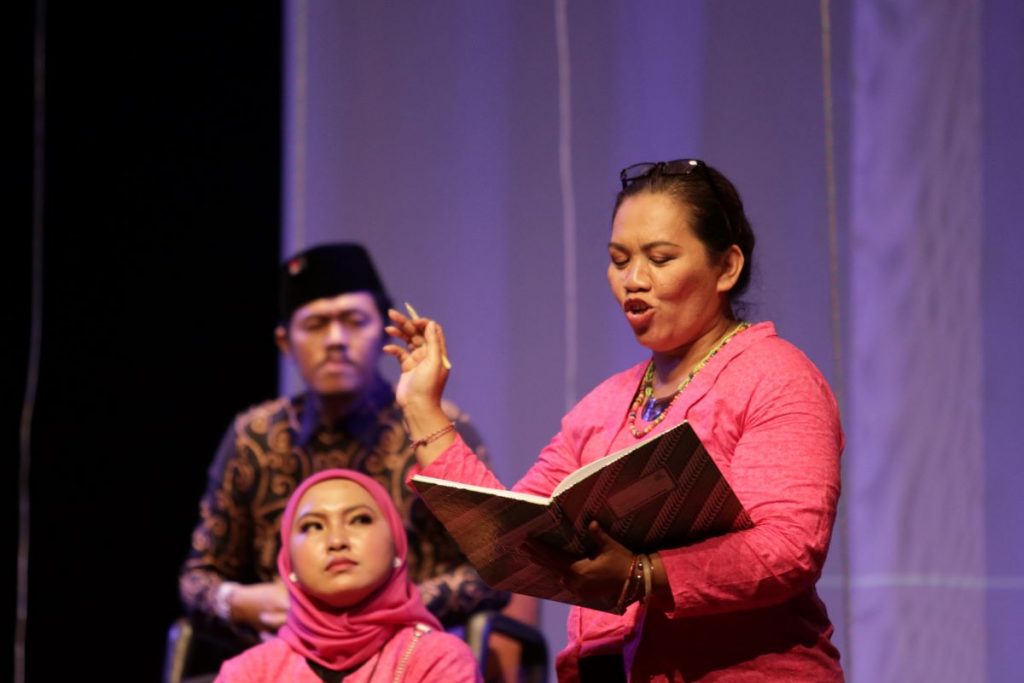IMG 9734copy | Masihkah Negara Berkuasa di Hadapan Ibu? : Ulasan “Pemberdayaan Kesejahteraan Keluarga” – Teater Amarta di Linimasa#5