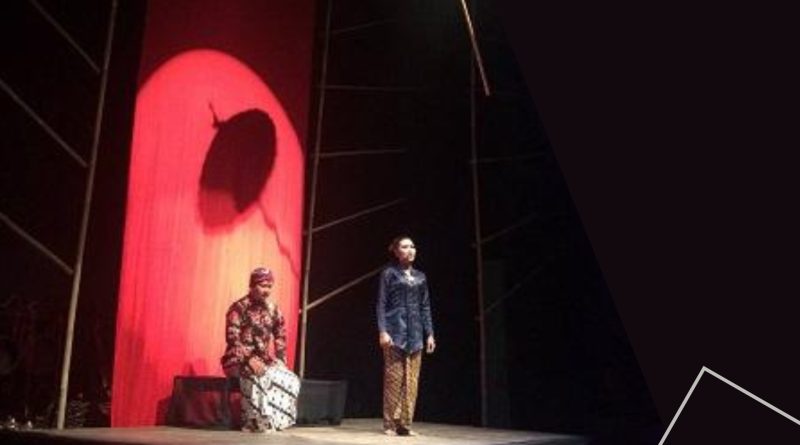 Desain tanpa judul 4 | Sang Prabu dan Songsong Emas Belok ke “Kiri” : Catatan atas Pertunjukan “Prabu Cakrabaskoro” — Kethoprak Srawung Bersama