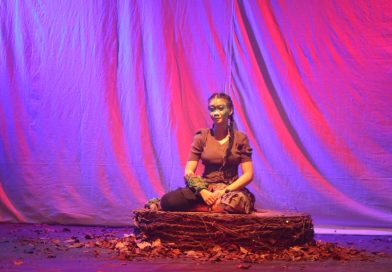 Kepuasan Estetis Saja Belum Cukup : Catatan atas monolog “Ibu Bumi” – Teater Hampa Indonesia di Universitas Negeri Malang