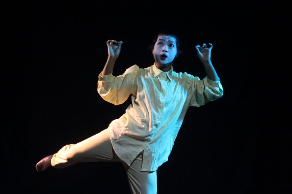 Gambar8 | Menonton Senyap: Mewarisi Tubuh Pantomim Marcel Marceau — Catatan untuk “Urun Tumurun” Laboratorium Obah