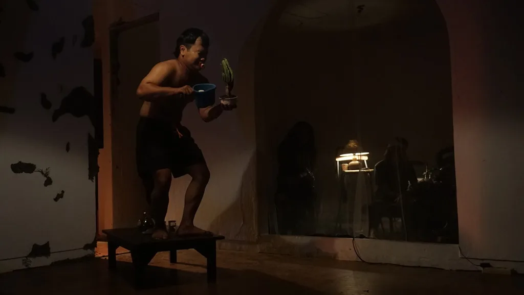 Teater Samana “Pada Sebuah Pekarangan #1: Dia yang Tenggelam” 2023
