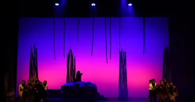 YOSE0797 | Teater Kubur yang Melukis Panggung di Pentas Rintrik